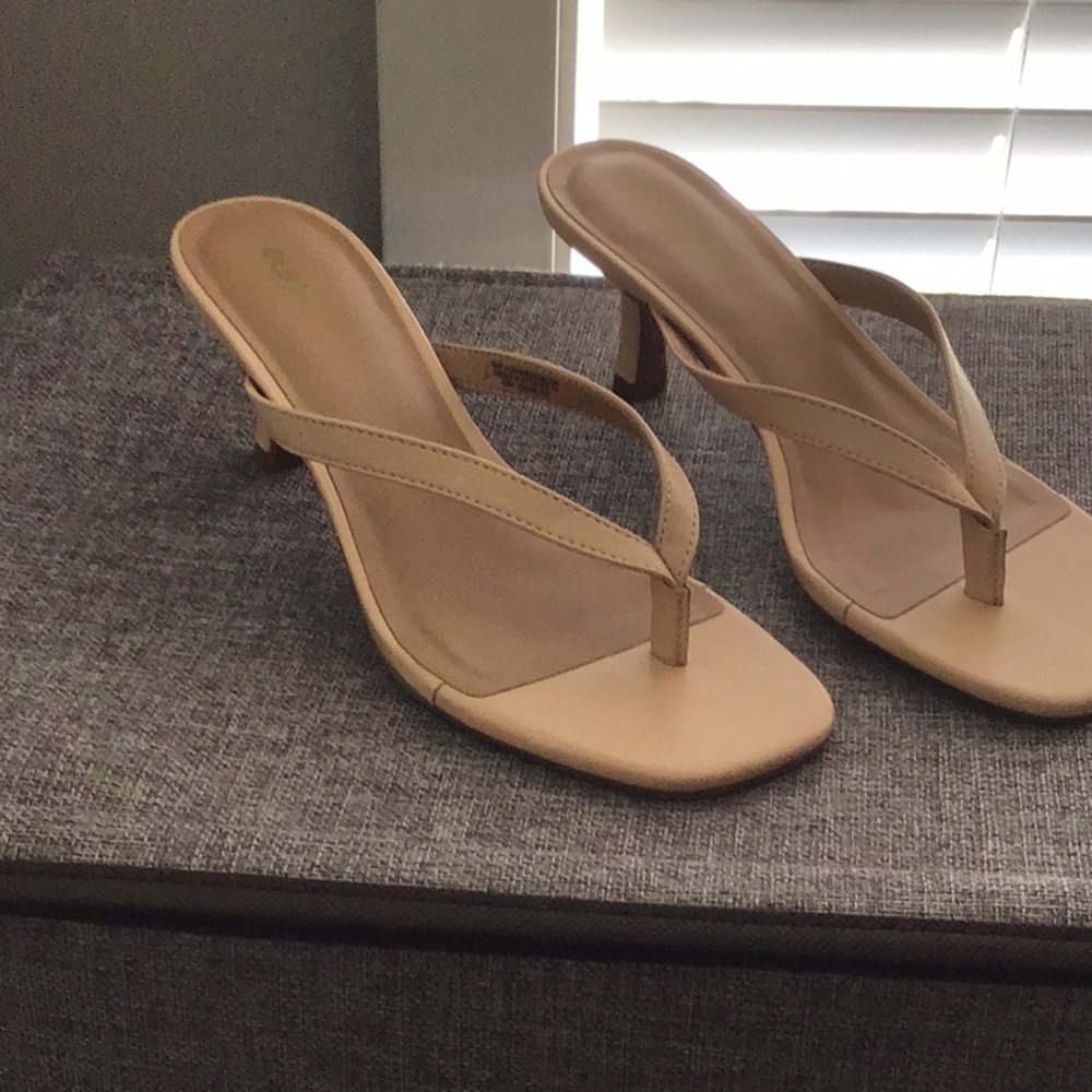 Old Navy kitten heel sandals